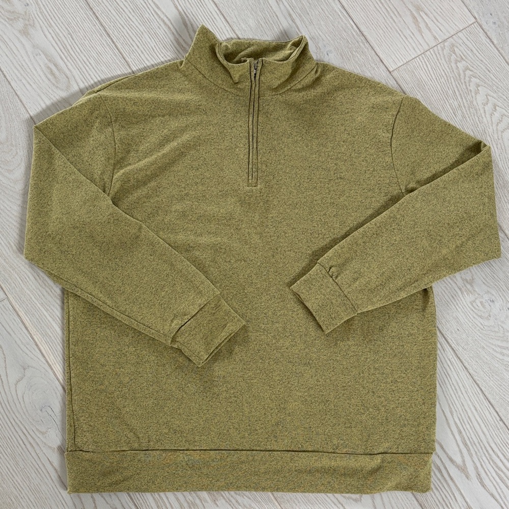 Men’s size XL 1/4 zip.